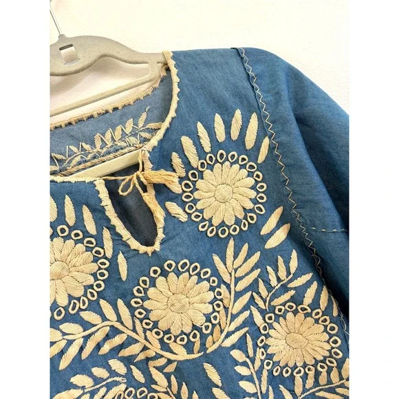 Vintage 70s Mexican Embroidered Chambray Blouse Boho Folk Top S - Picture 2 of 3